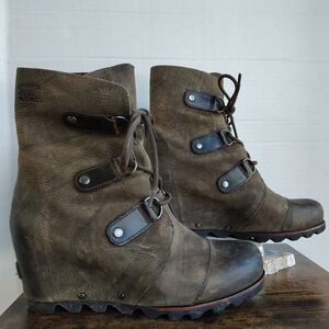 Sorel Joan of Arctic Brown Wedge Boot Lace Up Size 10